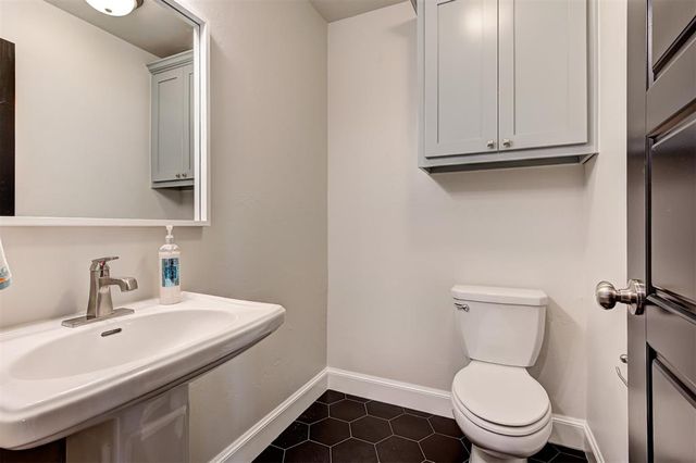 4825 Sand Lily Lane, Edmond, OK 73034