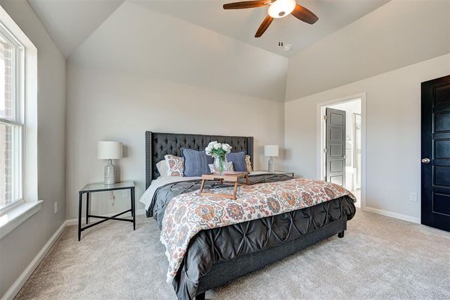 4825 Sand Lily Lane, Edmond, OK 73034