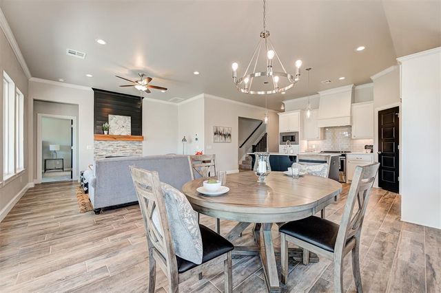 4825 Sand Lily Lane, Edmond, OK 73034