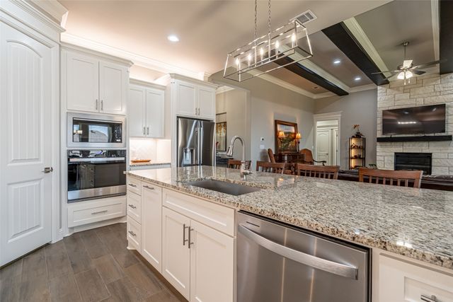 170 Tennessee Drive, Stephenville, TX 76401