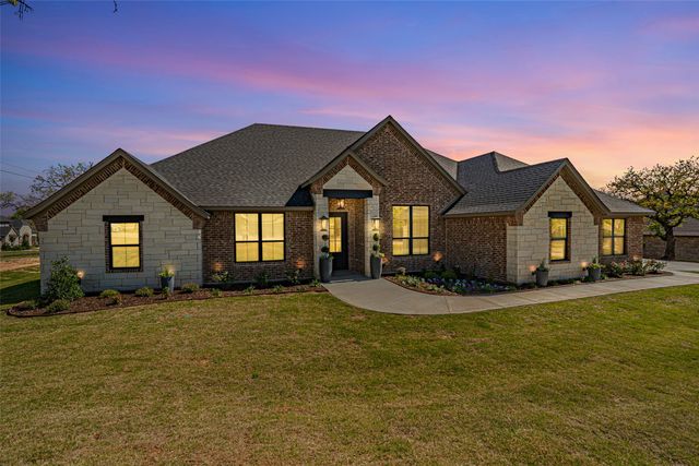 170 Tennessee Drive, Stephenville, TX 76401