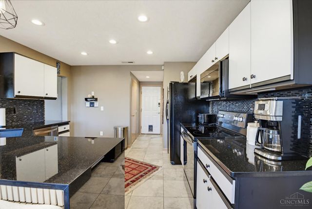 1903 Brixton Court, Goshen Twp, OH 45140