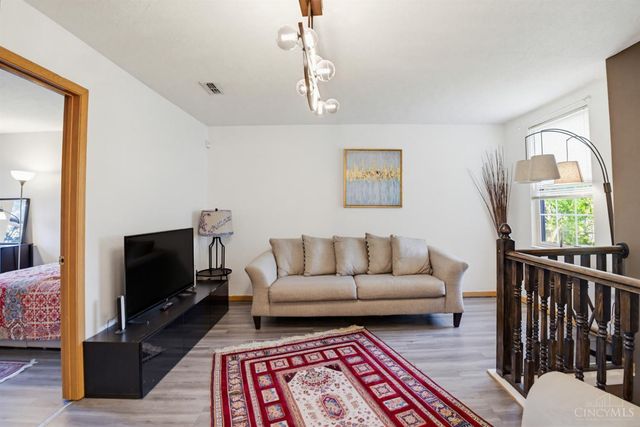 1903 Brixton Court, Goshen Twp, OH 45140