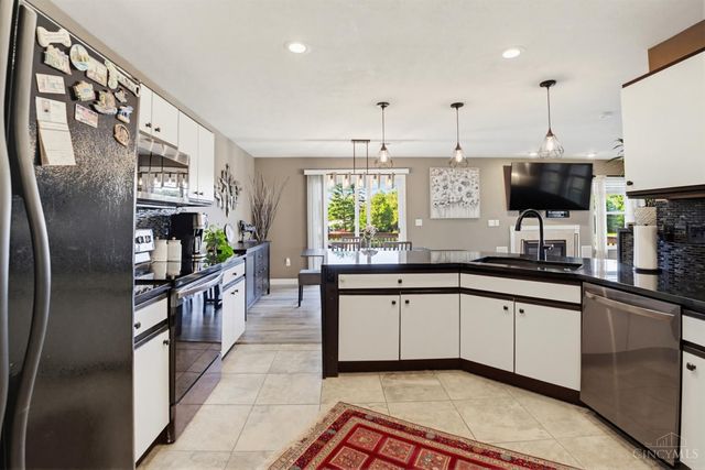 1903 Brixton Court, Goshen Twp, OH 45140