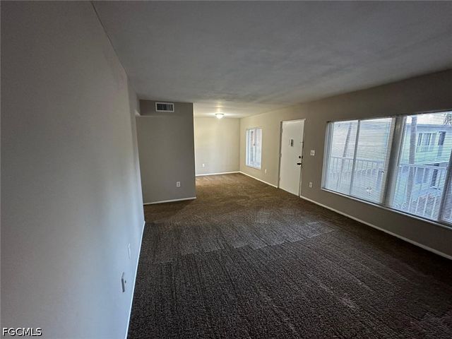 1830 Maravilla AVE 314, Fort Myers, FL 33901