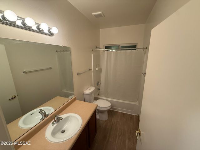 6274 S Iron Brand Drive, Tucson, AZ 85757