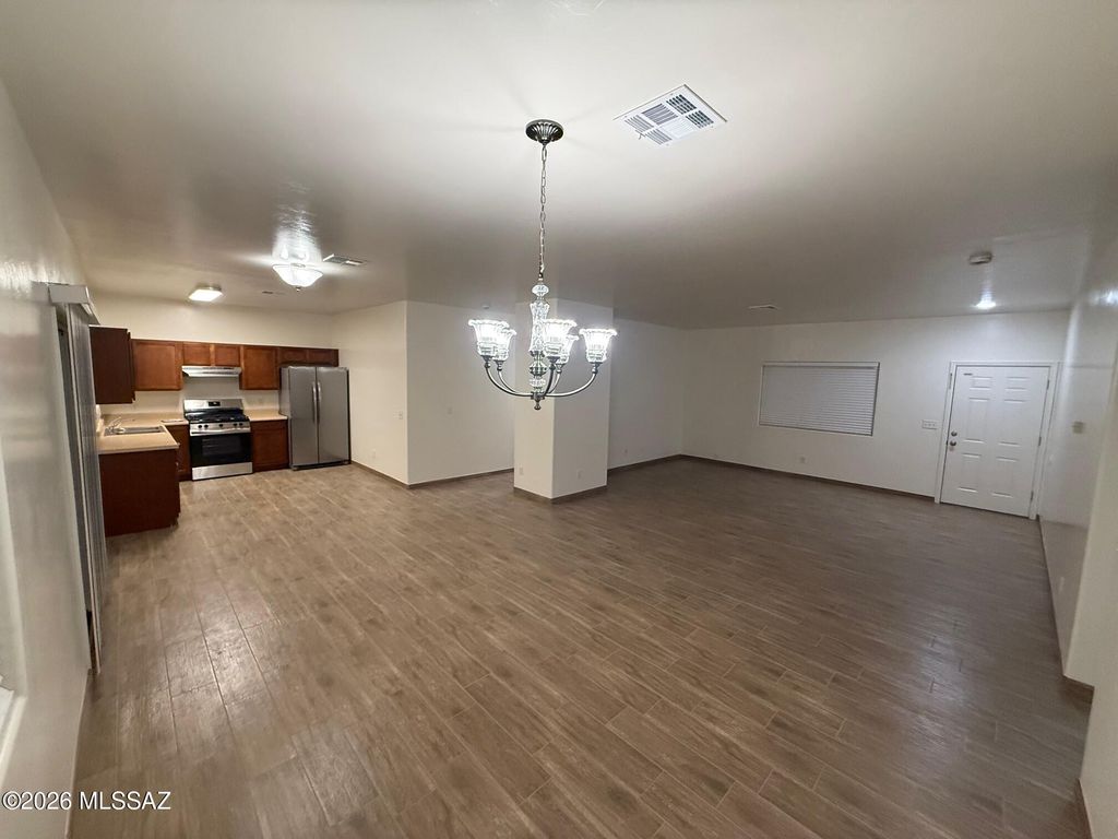 6274 S Iron Brand Drive, Tucson, AZ 85757