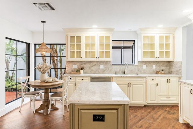 6388 Via Rosa, Boca Raton, FL 33433