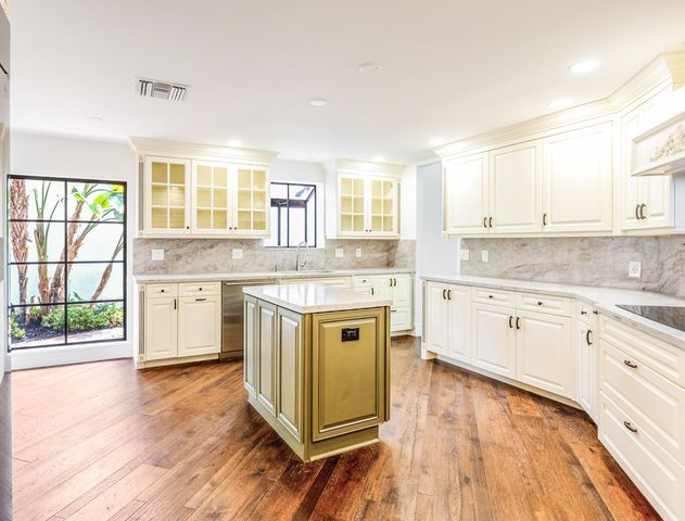 6388 Via Rosa, Boca Raton, FL 33433