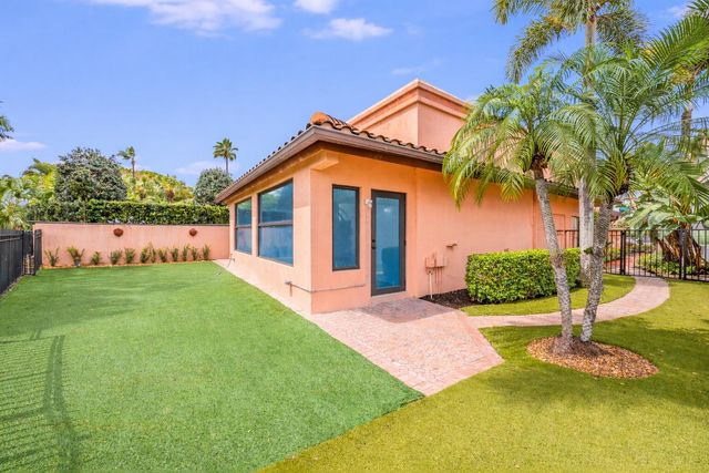 6388 Via Rosa, Boca Raton, FL 33433