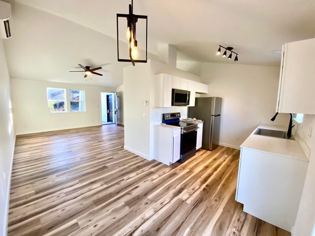 20050 Elizabeth, Bend, OR 97702