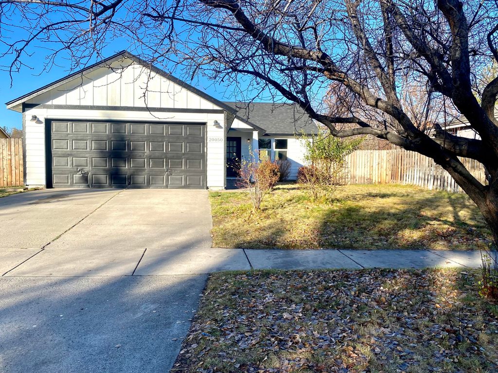 20050 Elizabeth, Bend, OR 97702