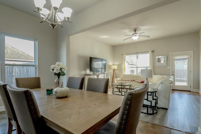 1722 S Gonzales Trace Ave, Gonzales, LA 70737