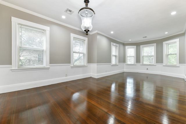 51 Wolcott Rd. 1, Brookline, MA 02467