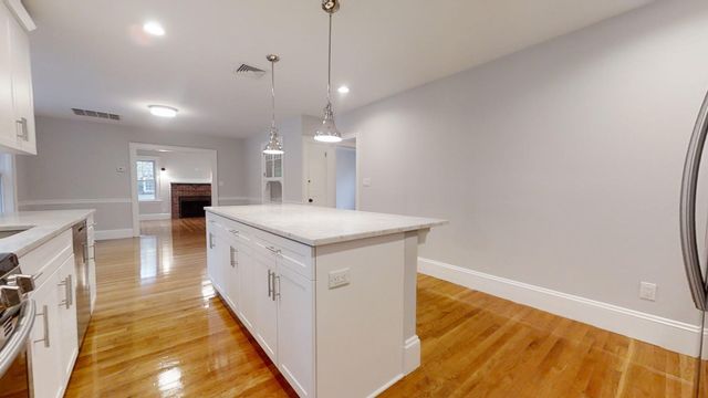33 Grafton Street 2, Arlington, MA 02474