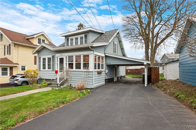 220 Roxford Road North, Salina, NY 13208