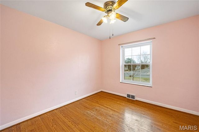 8621 S Laclede Station Road, Unincorporated, MO 63123