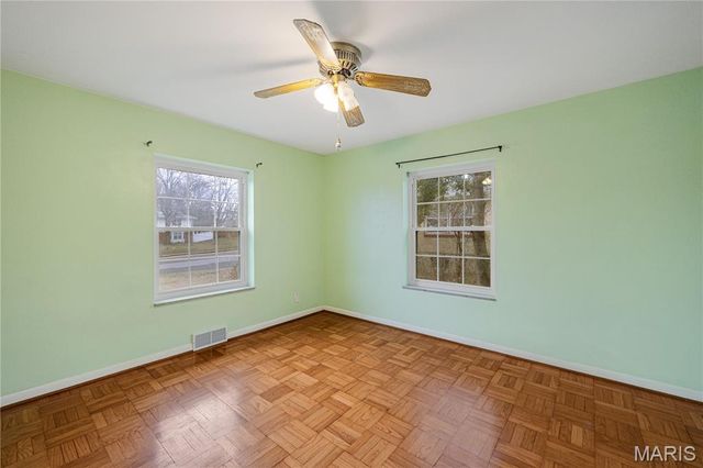 8621 S Laclede Station Road, Unincorporated, MO 63123