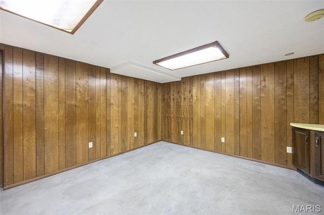 8621 S Laclede Station Road, Unincorporated, MO 63123