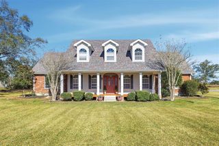 1235 Staci Lane, Sulphur, LA 70665