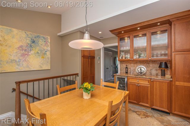 19415 Riverside Drive, Beverly Hills Village, MI 48025