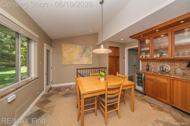 19415 Riverside Drive, Beverly Hills Village, MI 48025