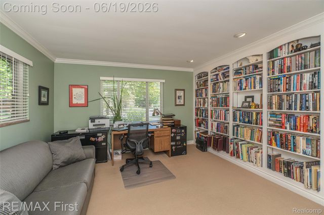 19415 Riverside Drive, Beverly Hills Village, MI 48025