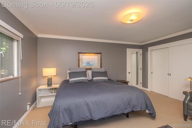 19415 Riverside Drive, Beverly Hills Village, MI 48025