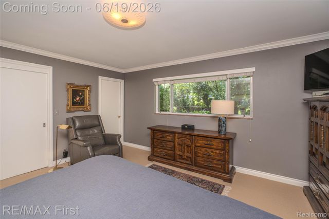 19415 Riverside Drive, Beverly Hills Village, MI 48025