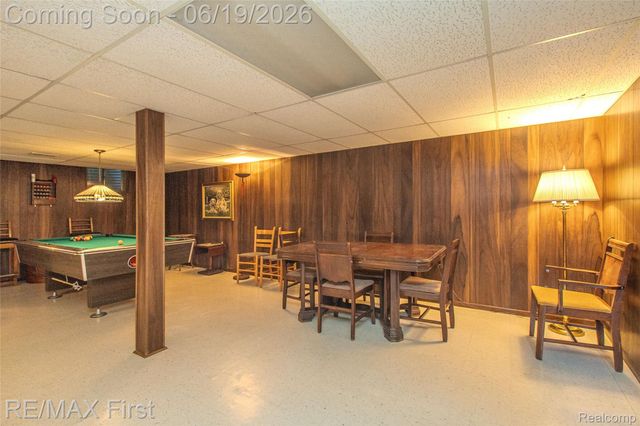 19415 Riverside Drive, Beverly Hills Village, MI 48025