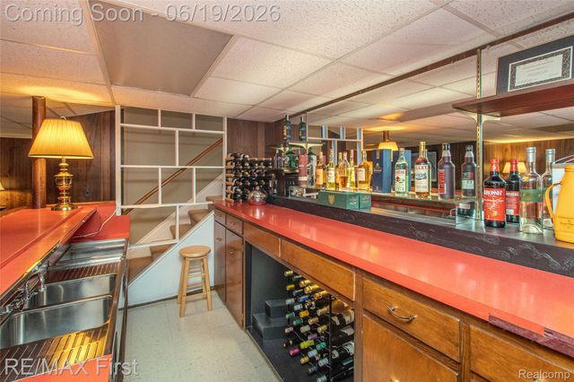 19415 Riverside Drive, Beverly Hills Village, MI 48025