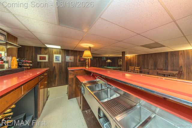 19415 Riverside Drive, Beverly Hills Village, MI 48025
