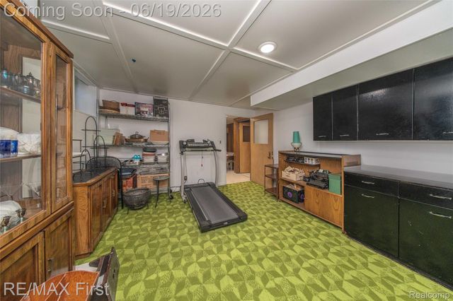 19415 Riverside Drive, Beverly Hills Village, MI 48025