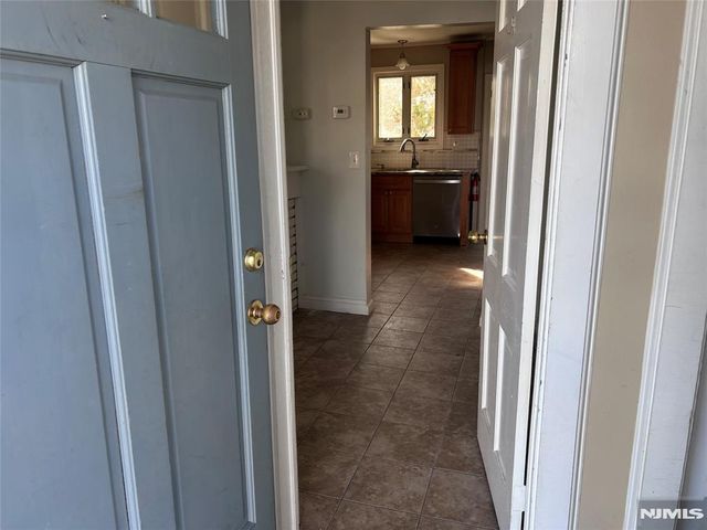 58 Buena Vista Avenue 1, Hawthorne, NJ 07506