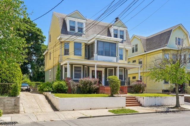 20 Leo Pl, Newark City, NJ 07108