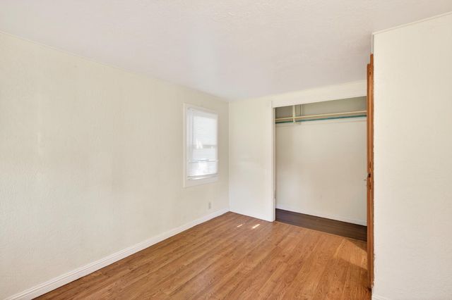 2611 W Acacia St, Stockton, CA 95203