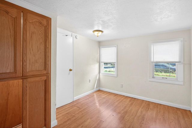 2611 W Acacia St, Stockton, CA 95203