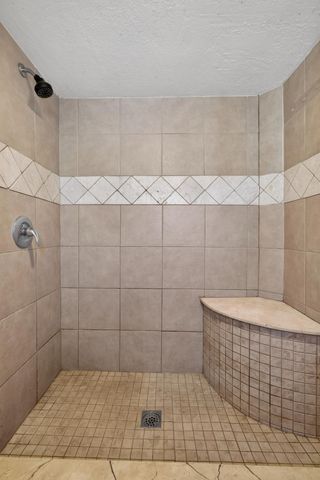 2611 W Acacia St, Stockton, CA 95203