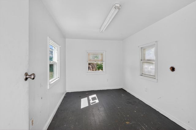 2611 W Acacia St, Stockton, CA 95203