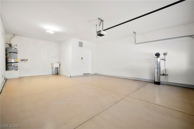 2565 Gilbertville Avenue, Henderson, NV 89052