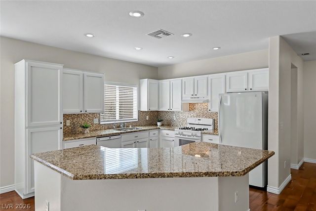 2565 Gilbertville Avenue, Henderson, NV 89052