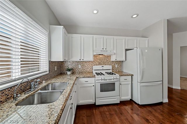 2565 Gilbertville Avenue, Henderson, NV 89052