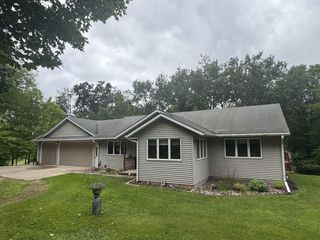 20781 Cribben Hill Drive, Richland Center, WI 53581