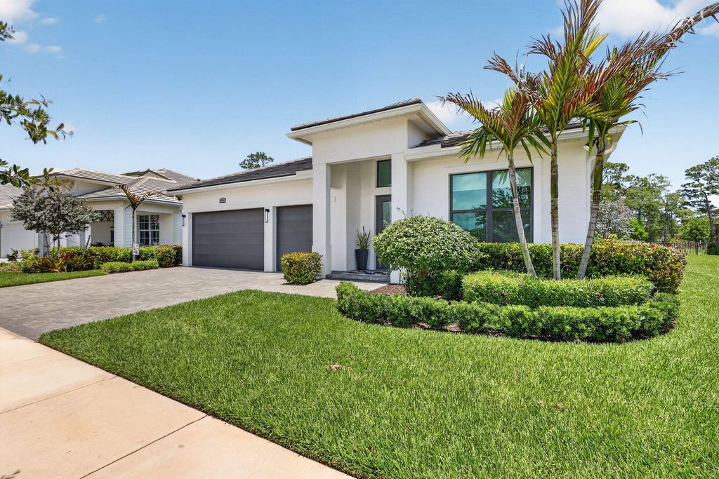 2341 SE Canopy Cove Lane, Port St. Lucie, Port St Lucie, FL 34984
