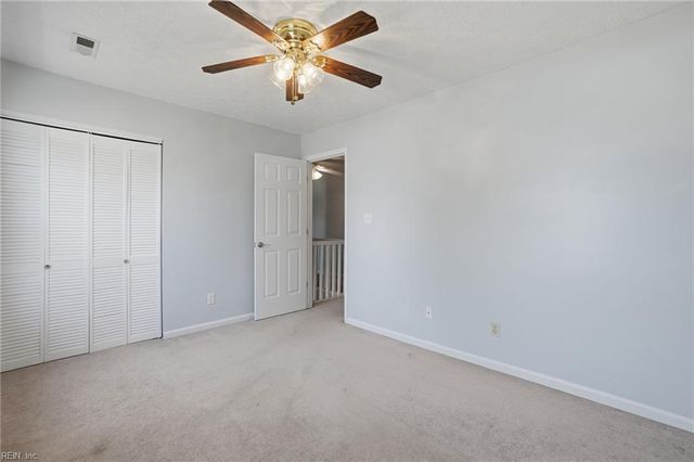 806 Duncombe LN, Newport News, VA 23608