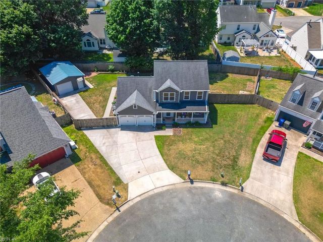 806 Duncombe LN, Newport News, VA 23608