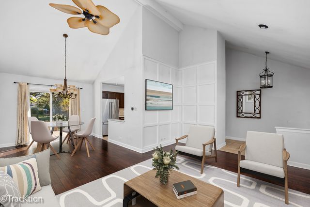 11S639 Mcgrath Lane, Naperville, IL 60564