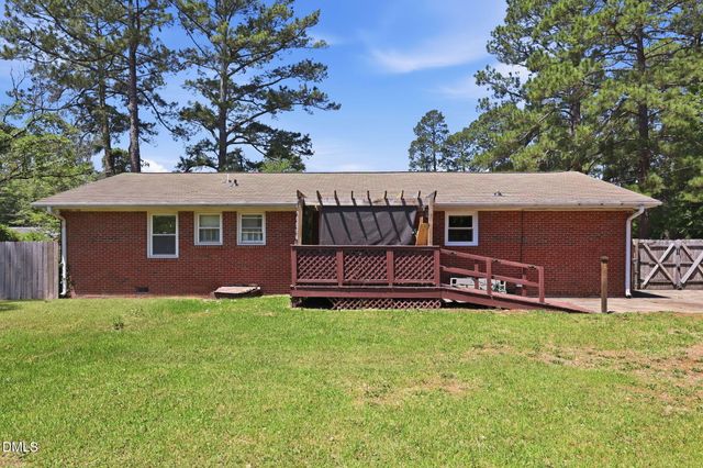 1011 Bingham, Fayetteville, NC 28304
