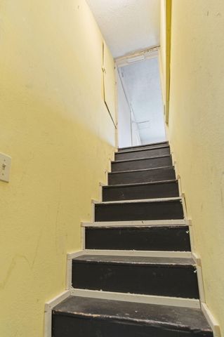 624 N Clark Street, Everton, MO 65646