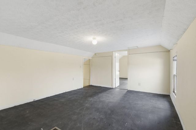 624 N Clark Street, Everton, MO 65646